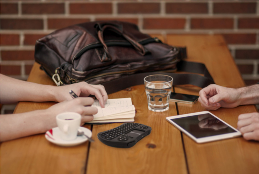 A8 Mini 2.4G Wireless Bluetooth Air Mouse - Black Standard Dry Battery A8 Mini 2.4G Wireless Bluetooth Air Mouse - Black Standard Dry Battery